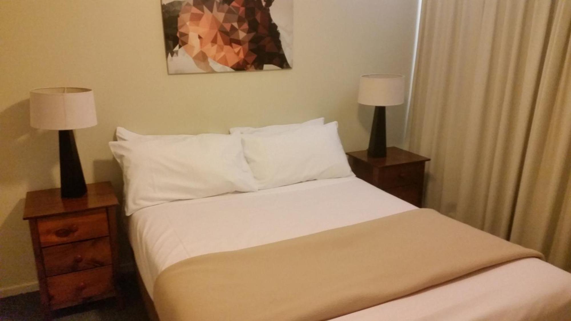 Clifford Park Motor Inn 투움바 객실 사진