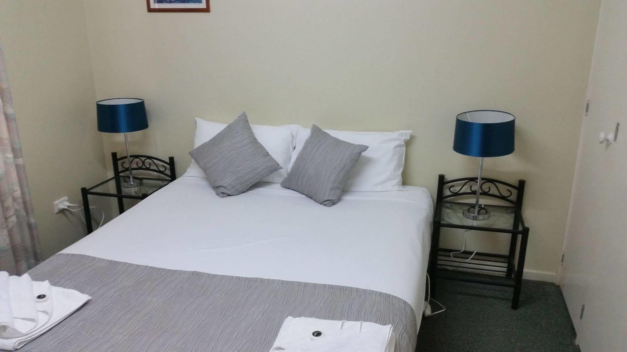 Clifford Park Motor Inn 투움바 외부 사진