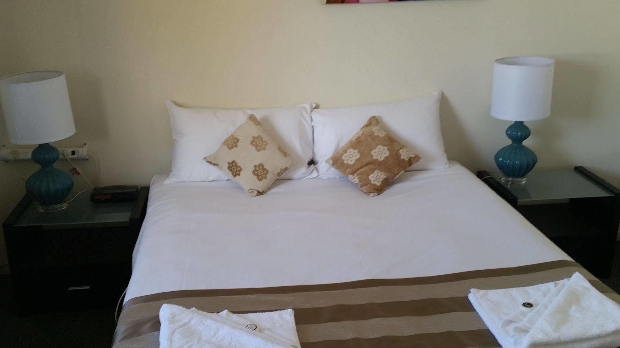 Clifford Park Motor Inn 투움바 외부 사진